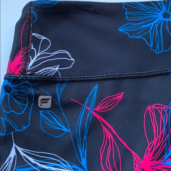 Fabletics Salar Blueprint Floral leggings - Picture 6 of 6